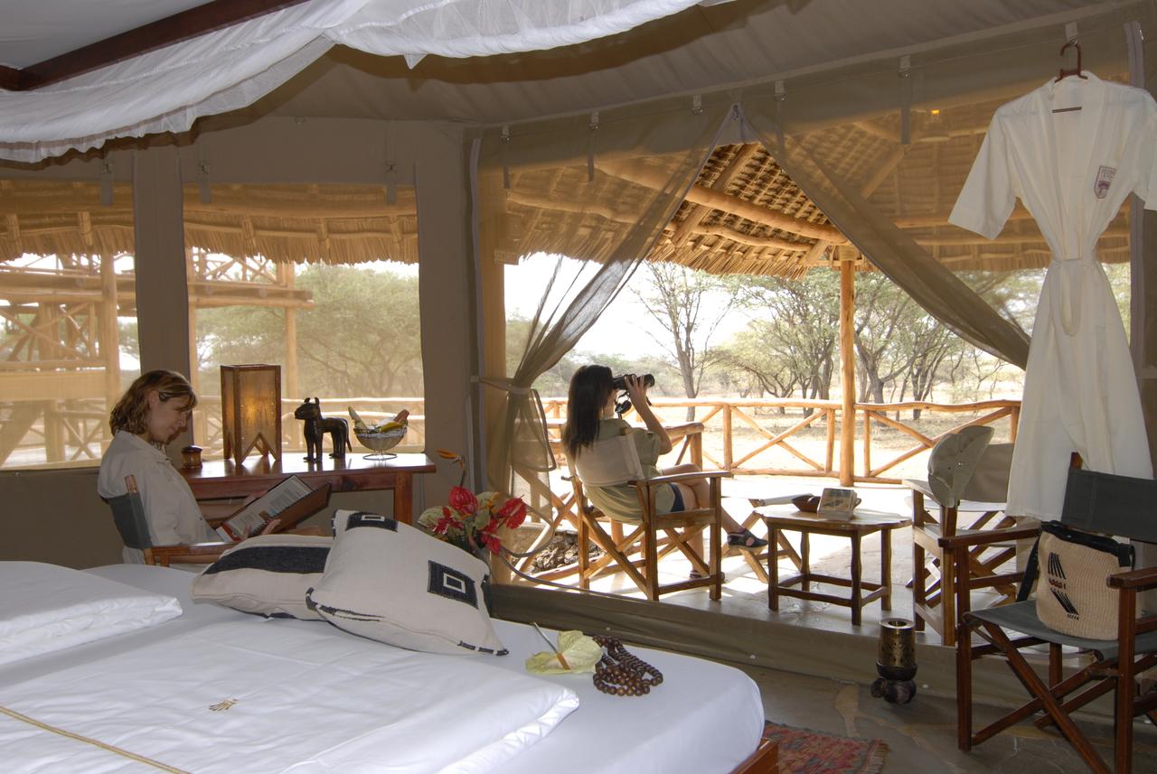 Tsavo West National Park Flash Mctours And Travel